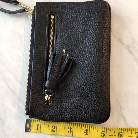 kate spade Chester Street Tinie Black Wristlet Clutch - Picture 6 of 7